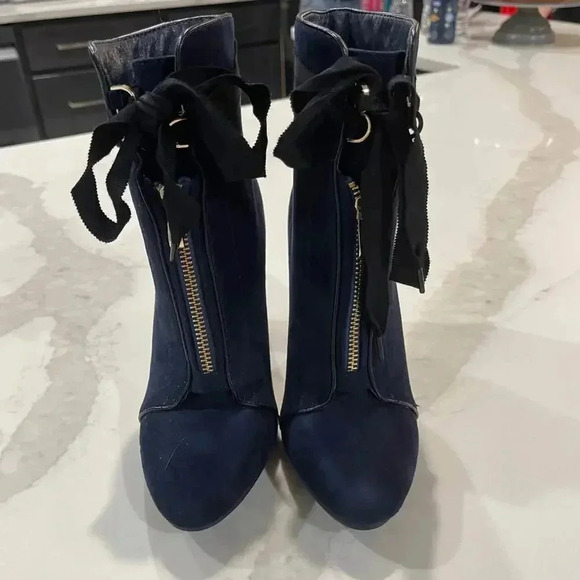Hot Kiss Dark Blue Velvet Ankle Booties with Ribbon & Gold Zipper Women's 7.5 - Picture 2 of 8